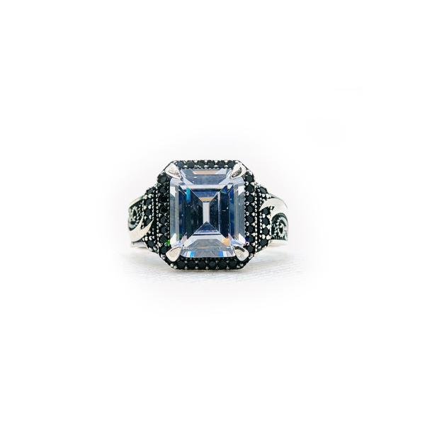 r556